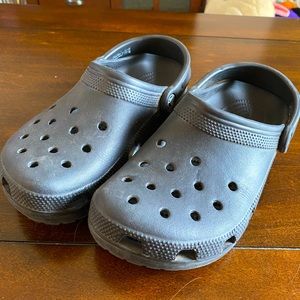 Black Crocs